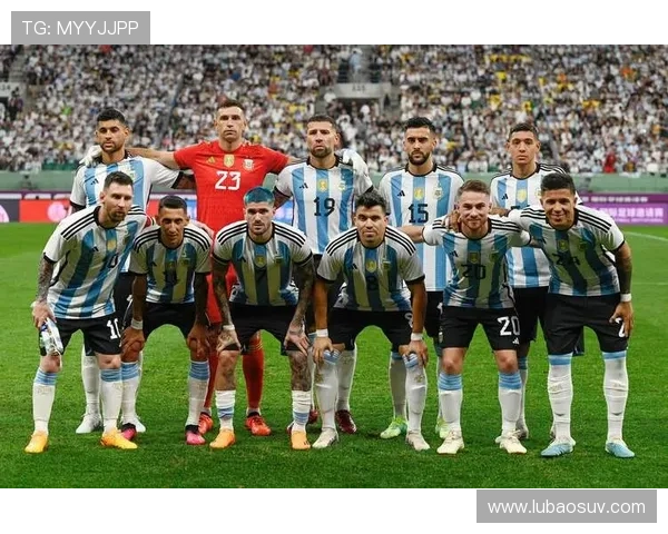 全球足球明星的国家代表性人物盘点与分析