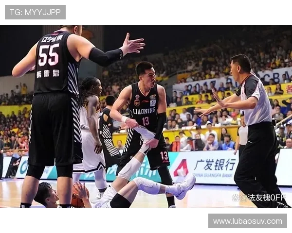 深圳篮球队总决赛精彩配合解析展现团队精神与战术智慧