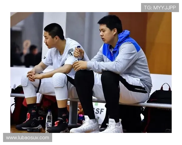 成都篮球队的蜕变之路：亚运会背后的奋斗与梦想